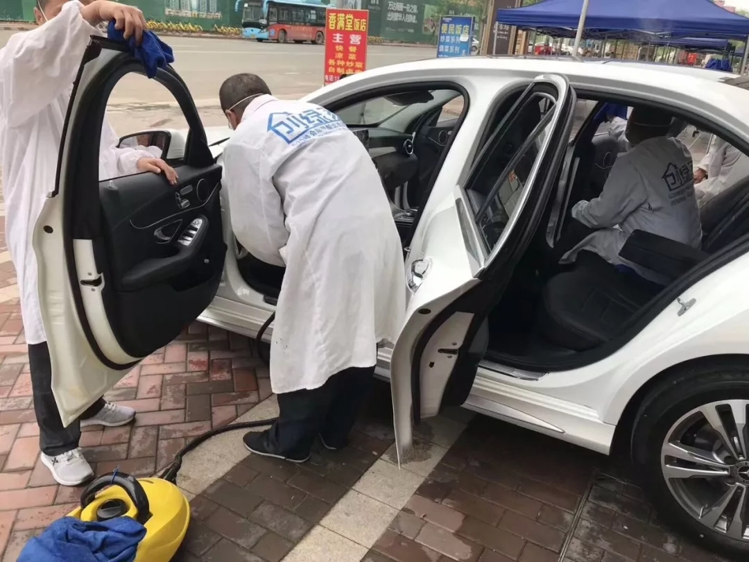 奔馳C200L車內(nèi)空氣治理